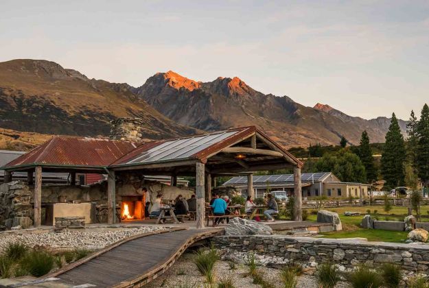 Scheelite shelter at The Headwaters Eco Lodge