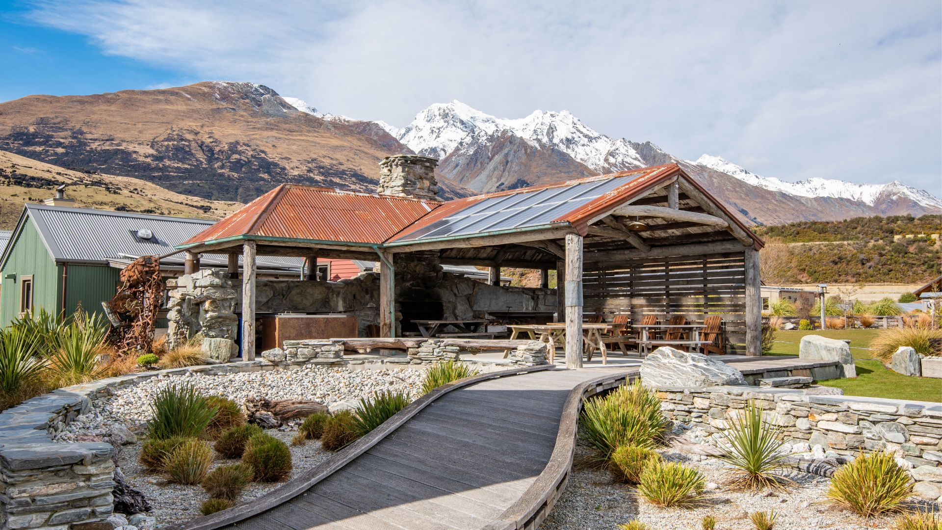 Scheelite Shelter at The Headwaters Eco Lodge