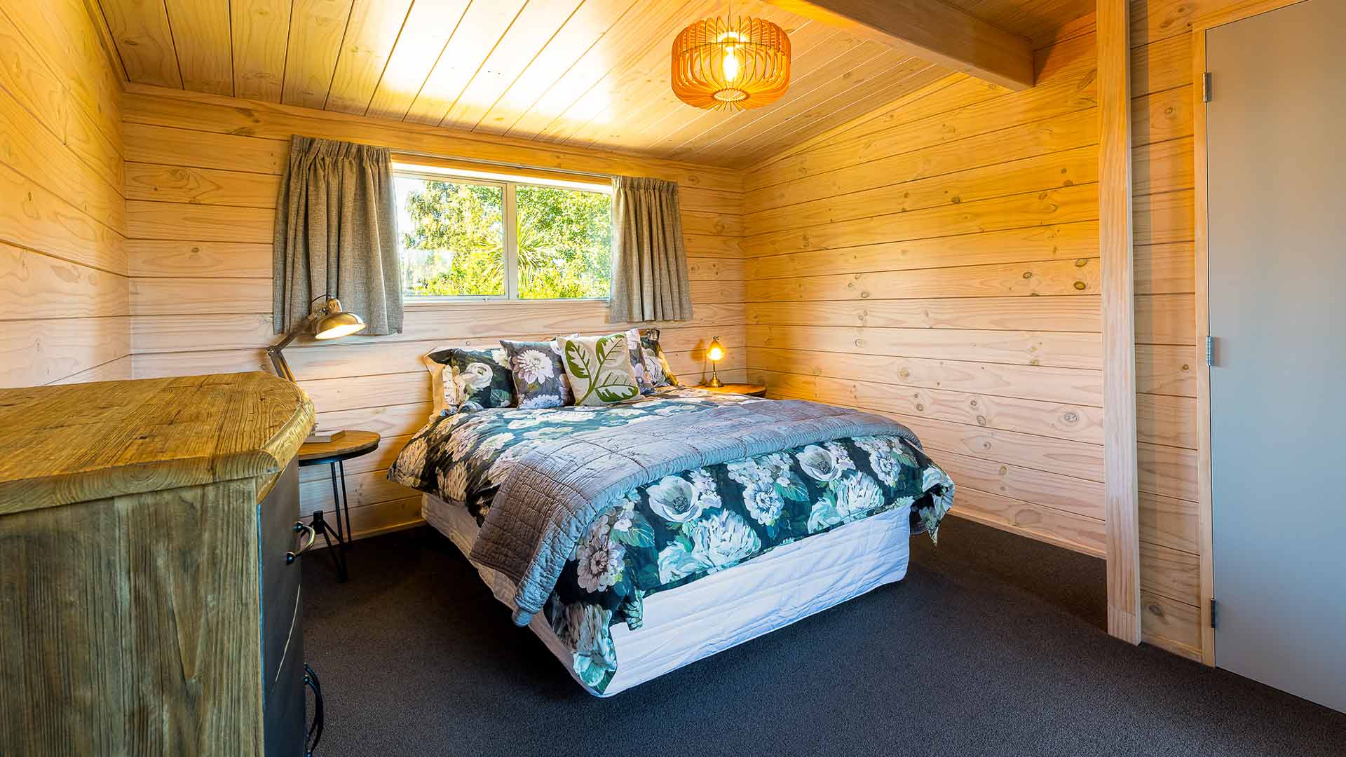 The Headwaters House - Bedroom